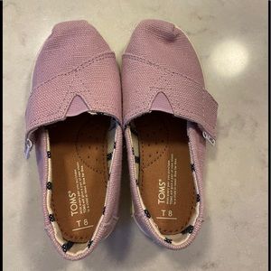 NWOB Toms - size T8